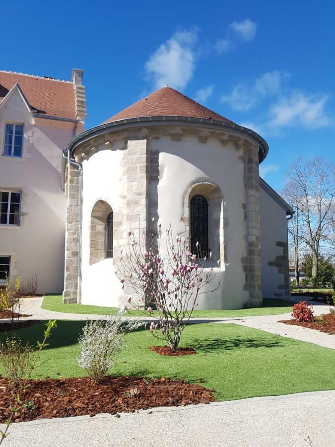Chateau Saint-Jean, Relais & Chateaux モンリュソン エクステリア 写真