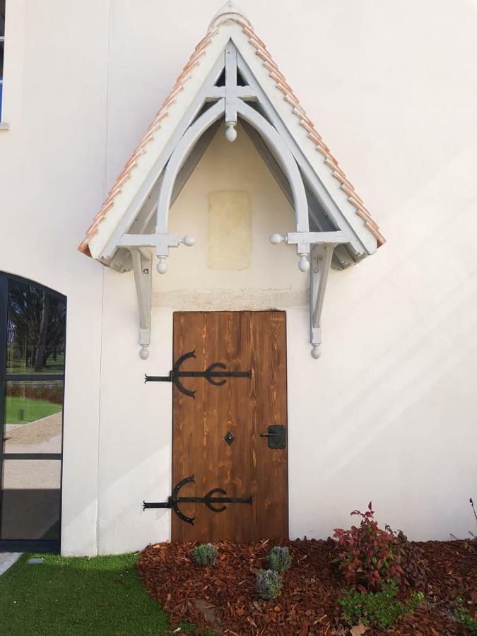 Chateau Saint-Jean, Relais & Chateaux モンリュソン エクステリア 写真